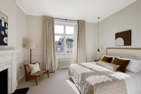 2 bedroom flat for sale, 1-2 Halkin Street, Belgravia, London, SW1X