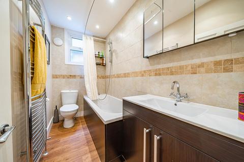 15 Waldron Road, London, SW18 3TB