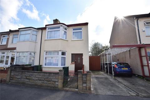 29 Farrance Road, Romford, RM6 6EB