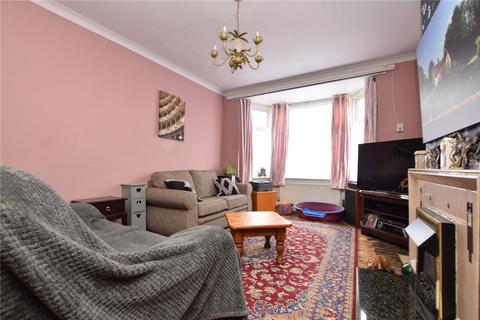 29 Farrance Road, Romford, RM6 6EB