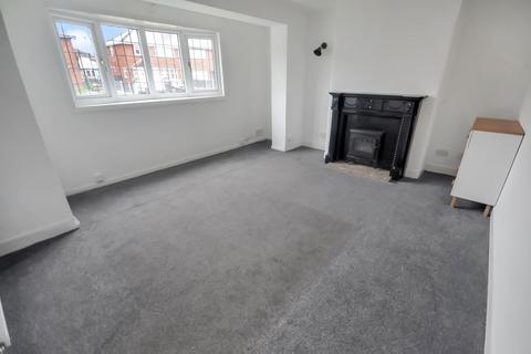 3 bedroom end of terrace house to rent, Howson Road, Warrington, WA2 9UD