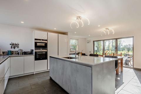 The Old Pumping Station Barnwell Road, Oundle, Peterborough, PE8 5PB