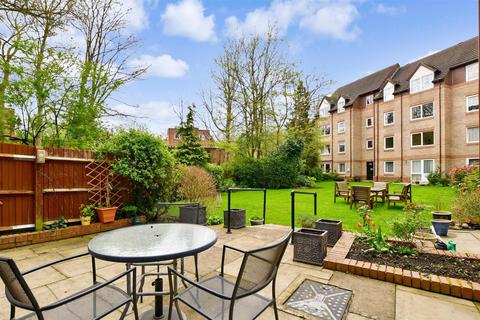 1 bedroom flat for sale, Cedar Road, Sutton, Surrey