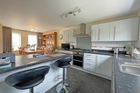 45 Blackbird Road, Corby, NN18 8FE