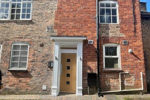 Studio to rent, High Street, Telford, Shropshire, TF7