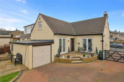 3 bedroom detached house for sale, Daisy Hill, Silsden, BD20