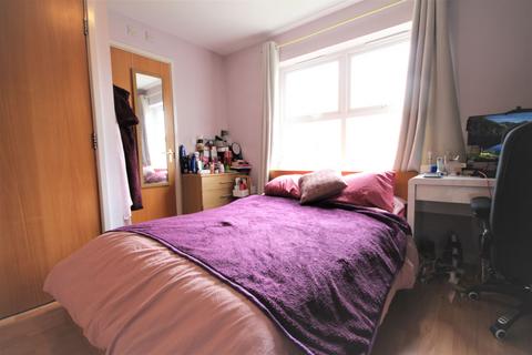 72 Harrisons Wharf, Purfleet-on-thames, RM19 1QX