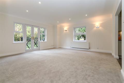 2 bedroom apartment for sale - Woodland Place, Cedars Village, Chorleywood, Hertfordshire, WD3