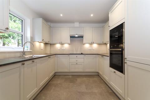 2 bedroom apartment for sale - Woodland Place, Cedars Village, Chorleywood, Hertfordshire, WD3