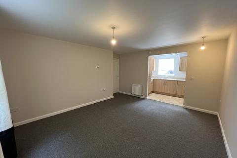 2 bedroom flat to rent, Porter Square, Grantham, NG31