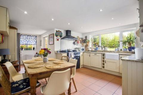 43 West End, Sherborne St John, Basingstoke, RG24 9LE