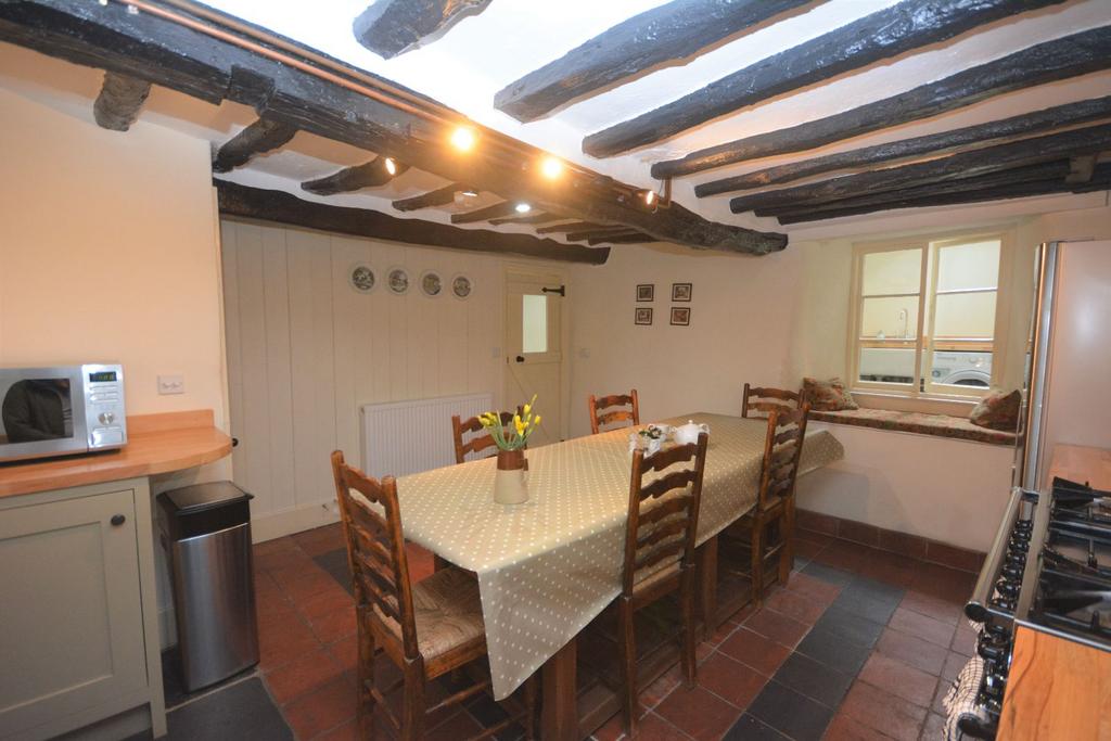 Isfryn House, Cader Road, Dolgellau LL40 1RH 3 bed cottage for sale £