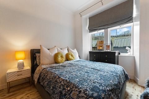 2/1, 4 Ettrick Place, Glasgow, G43 1UB