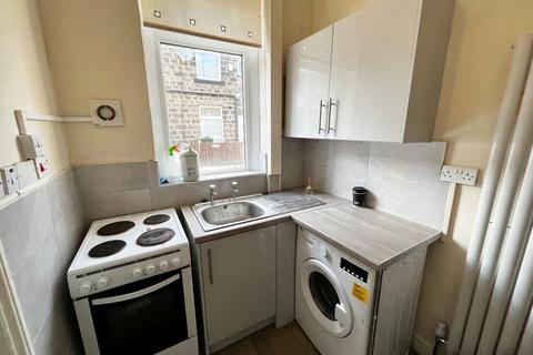 1 bedroom end of terrace house to rent, Lennie Street, Keighley, West Yorkshire, BD21