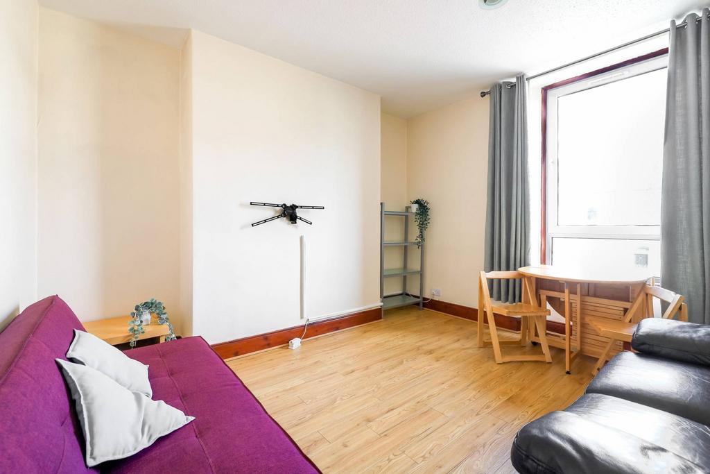 1/L 21 Allan Street, Aberdeen, AB10 6HN 2 bed flat for sale £79,995