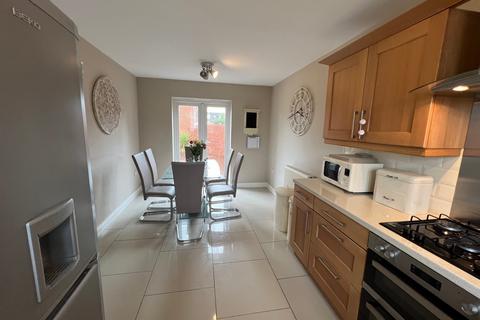 46 Cedar Wood Drive, Tonyrefail, Porth, CF39 8JB
