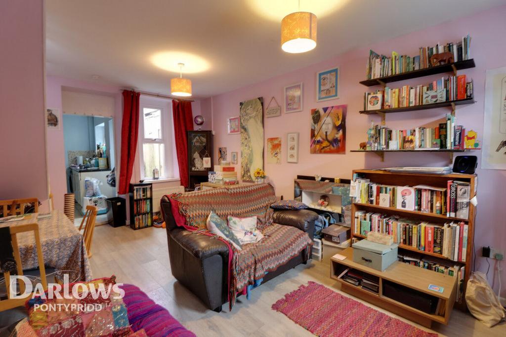 Phillip Street, Pontypridd 2 bed terraced house for sale £110,000