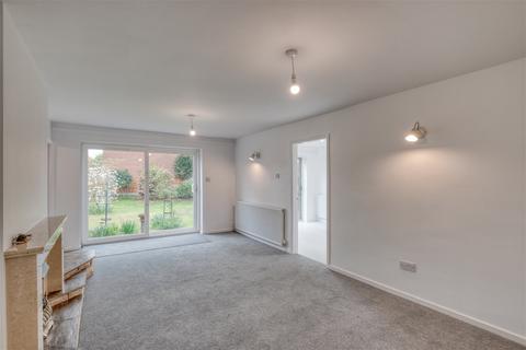 10 Boscobel Road, Cheswick Green, Solihull, B90 4JY