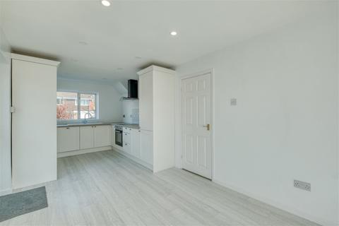 10 Boscobel Road, Cheswick Green, Solihull, B90 4JY