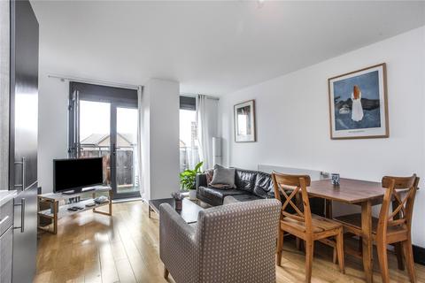 3 bedroom apartment to rent, Baltic Place, London, N1