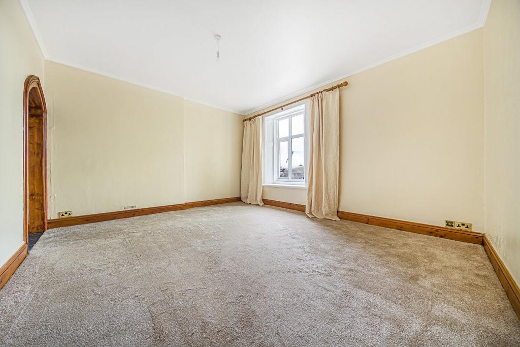 Shoreham Court, The Close, Shoreham 1 bed flat £1,200 pcm (£277 pw)