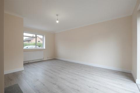 15 Auxerre Avenue, Redditch, B98 7QL