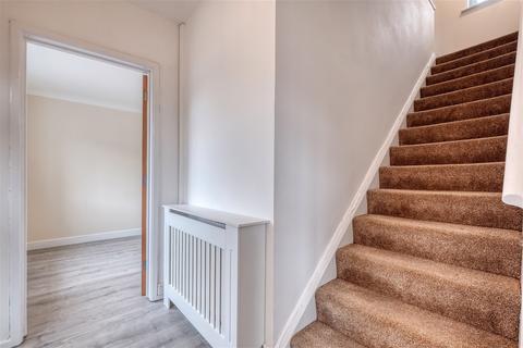 15 Auxerre Avenue, Redditch, B98 7QL