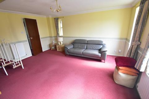3 bedroom semi-detached house to rent, Witley Green, Luton, Bedfordshire, LU2 8TR