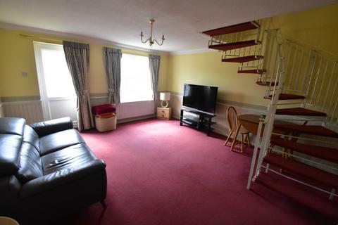 3 bedroom semi-detached house to rent, Witley Green, Luton, Bedfordshire, LU2 8TR