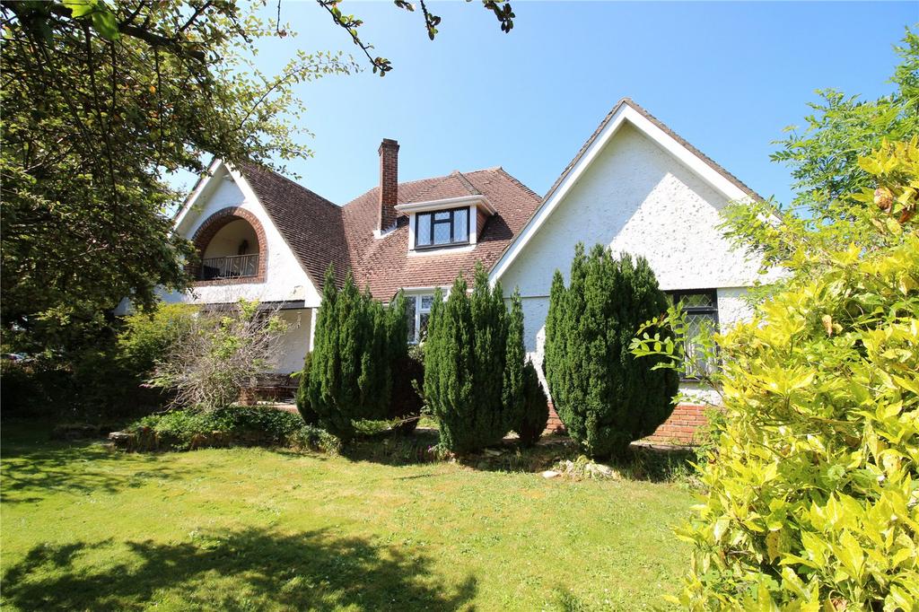 High Ridge Crescent, New Milton, Hampshire, BH25 4 bed detached house