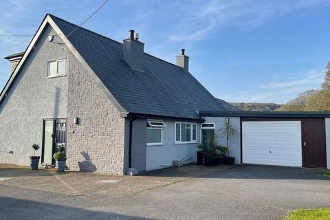 4 bedroom detached house for sale, Beach Road, Llanbedrog