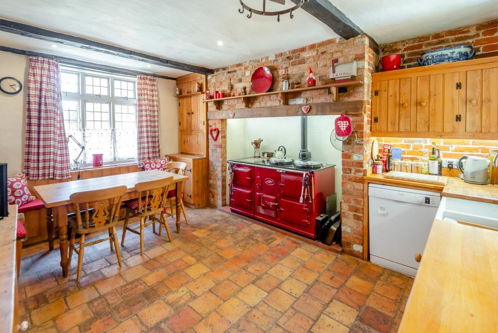 Kitchen/Breakfast