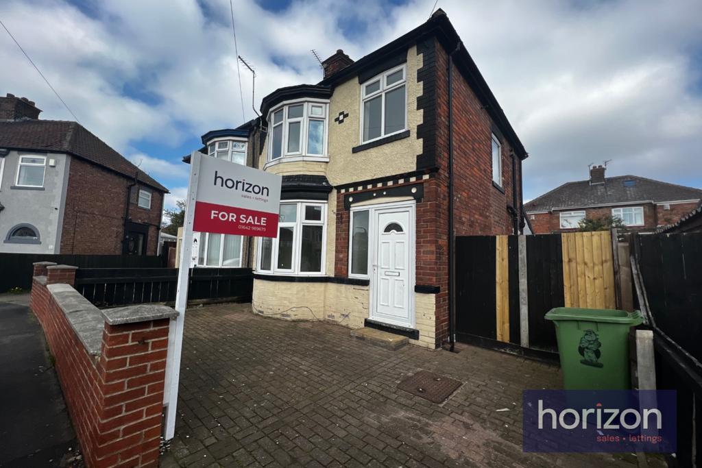 Oaklands Avenue, StocktonOnTees 3 bed semidetached house £115,000