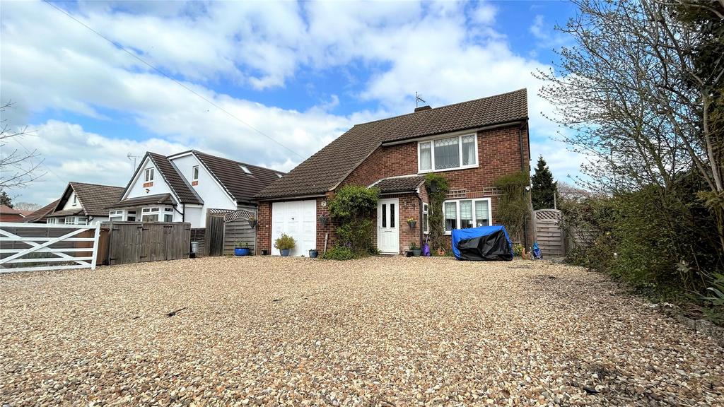 Binfield Road, Bracknell, Berkshire, RG42 4 bed detached house £675,000