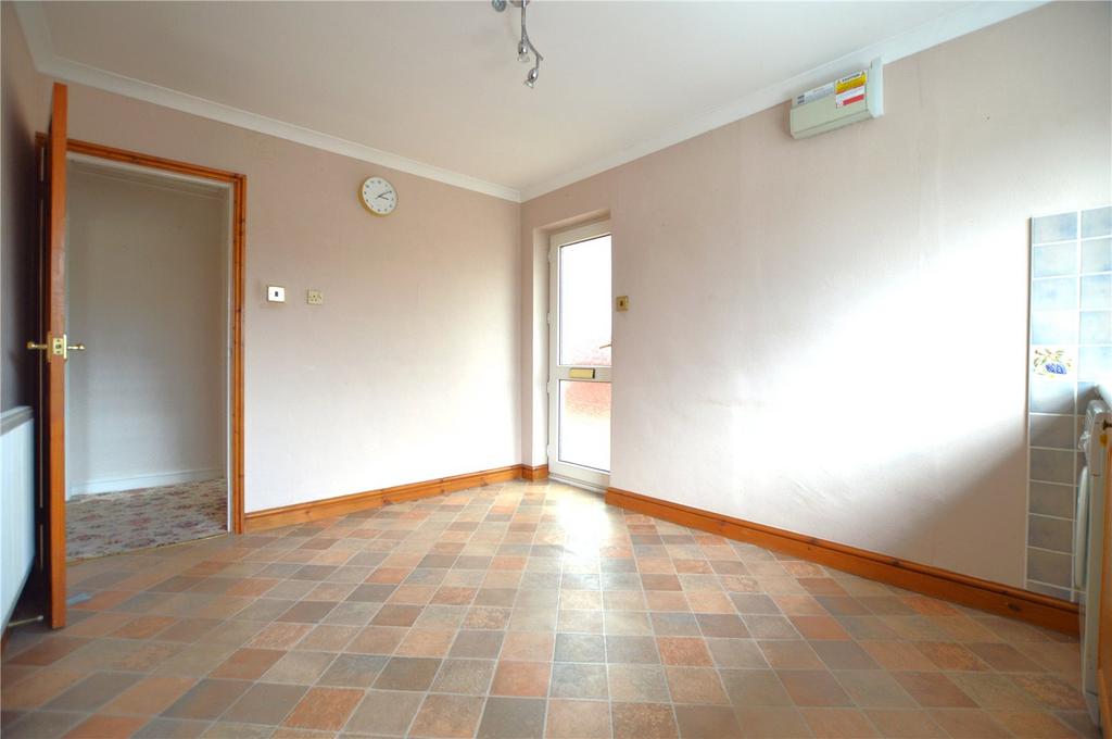 5 Maple Crescent, Alveley, Bridgnorth, Shropshire 2 bed bungalow for