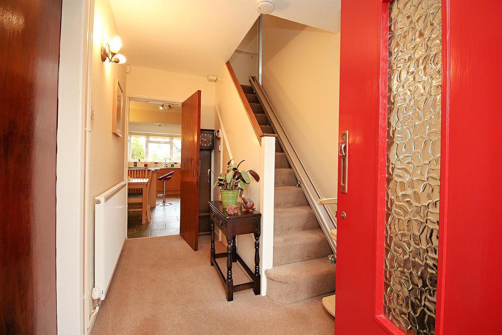 Armson Avenue, Kirby Muxloe, LE9 5 bed detached house for sale £499,950