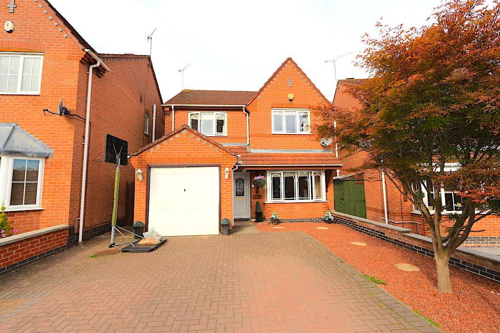 Pine View, Leicester Forest East, LE3 4 bed detached house £279,995