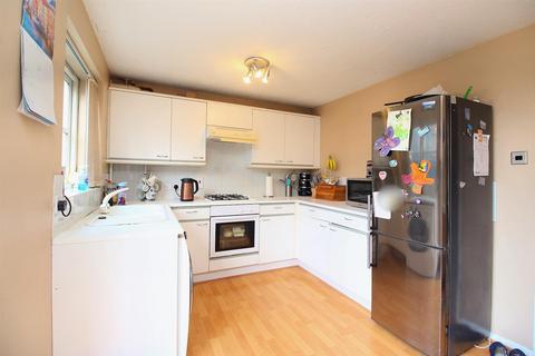3 bedroom detached house for sale - Bleasby Close, Leicester, LE4