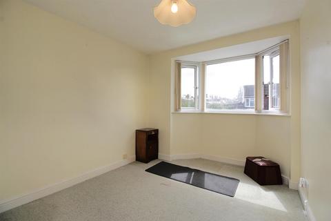 3 Broadway, Syston, Leicester, LE7 1GA