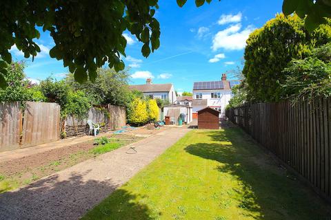 20 Central Avenue, Syston, Leicester, LE7 2EE