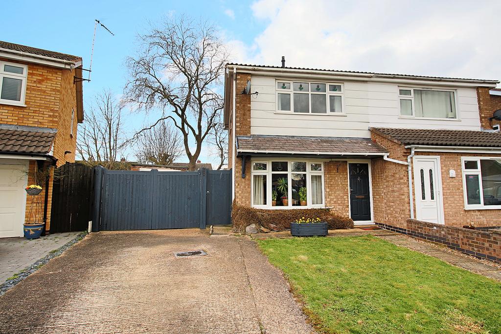 Southfield Avenue, Syston, LE7 3 bed semidetached house for sale £270,000