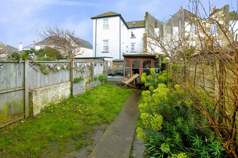 19 Cobden Road, Hythe, CT21 6EY