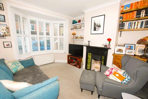 19 Cobden Road, Hythe, CT21 6EY