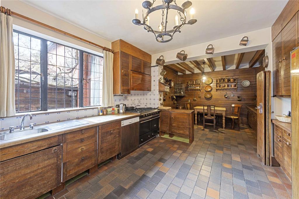 Kitchen/Breakfast Rm
