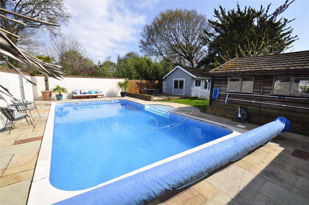 Western Way, Gosport, Hampshire, PO12 4 bed detached house £1,000,000