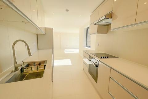2 bedroom flat to rent, Flat 2 Block B Southernwood, Fordham Road, Newmarket, Suffolk