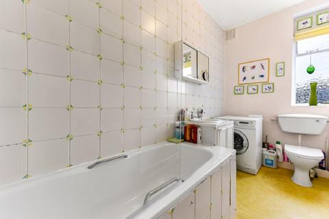 4d Durham Terrace, London, W2 5PB