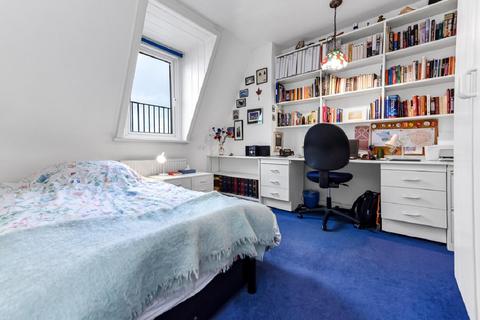 4d Durham Terrace, London, W2 5PB