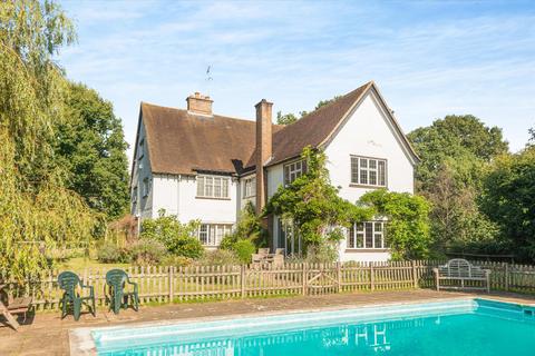 5 bedroom detached house for sale, Darrs Lane, Northchurch, Berkhamsted, Herts, HP4.