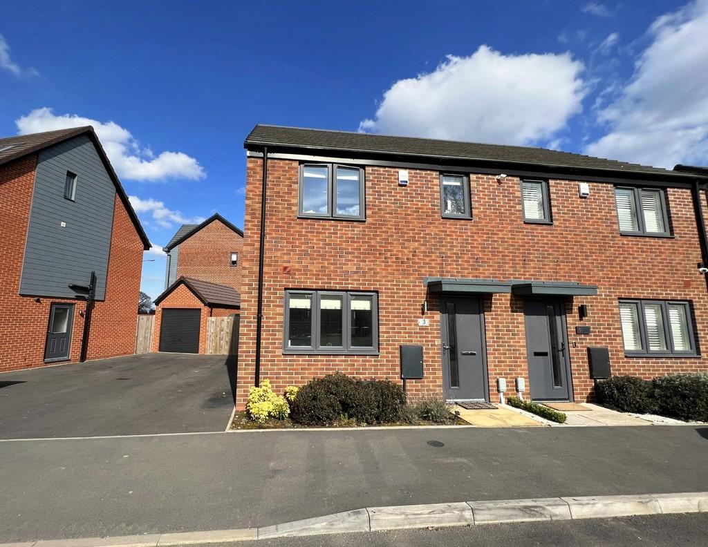 ster Avenue, Shirley 3 bed semidetached house for sale £357,500